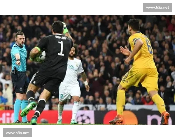 意甲直播全程追踪豪门对决与赛季风云解析精彩瞬间实时呈现深度版 意甲直播全程追踪豪门对决与赛季风云解析精彩瞬间实时呈现深度版