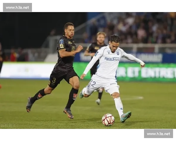 足球赛事官网全新改版聚焦全球顶级联赛精彩资讯实时比分互动平台 - 副本 (2)